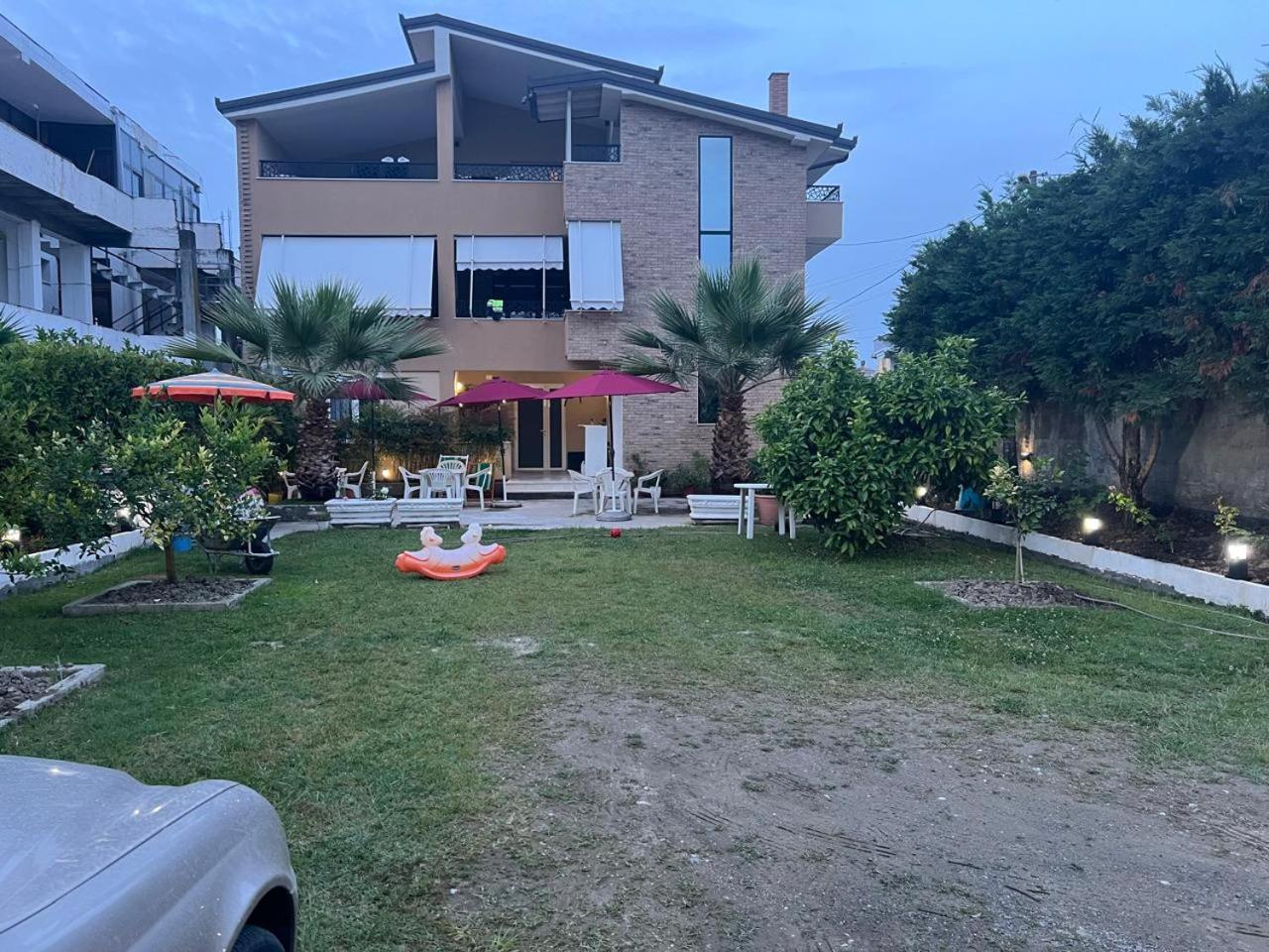 Vila Hoxha Durres Exterior photo