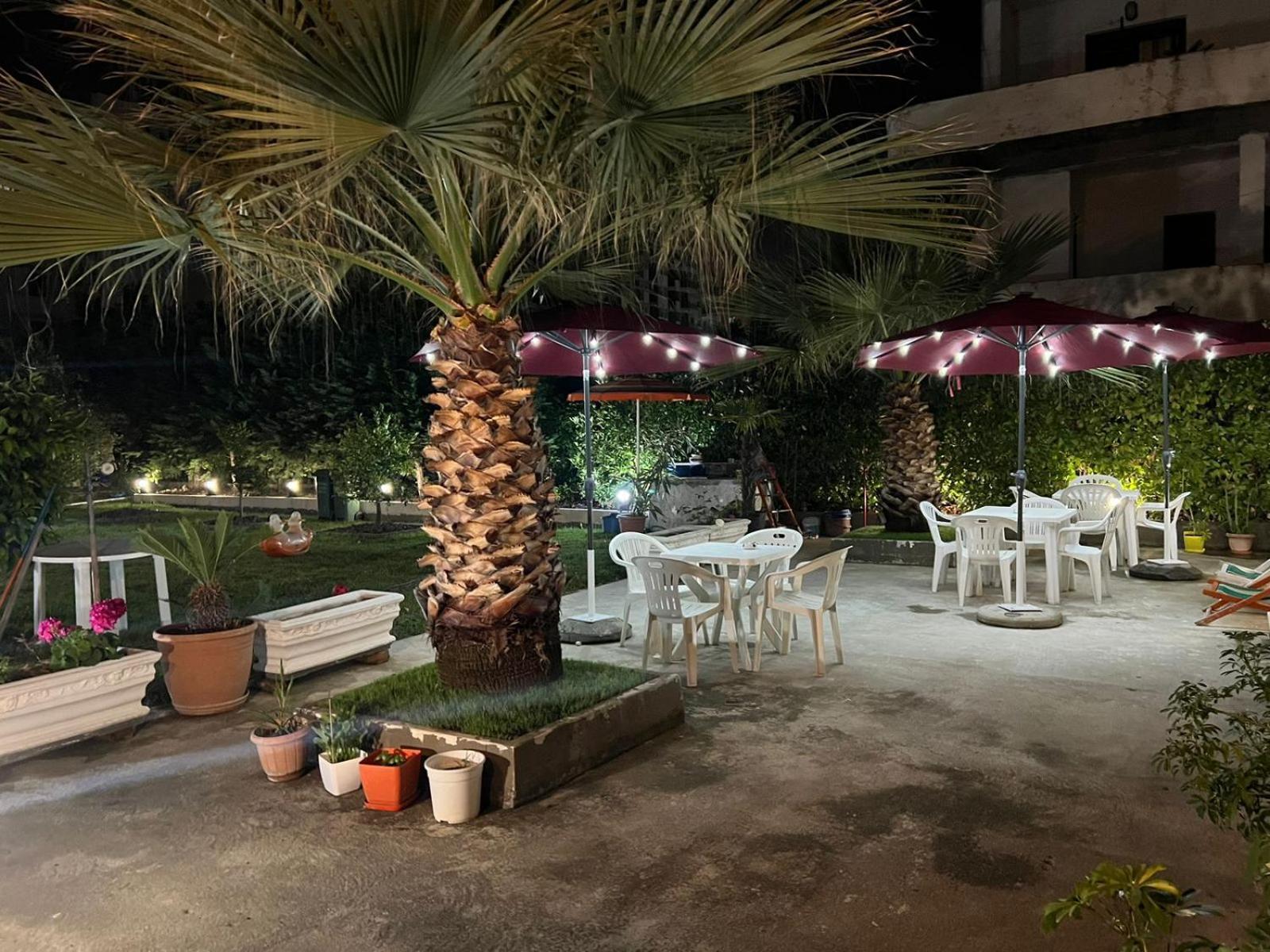 Vila Hoxha Durres Exterior photo